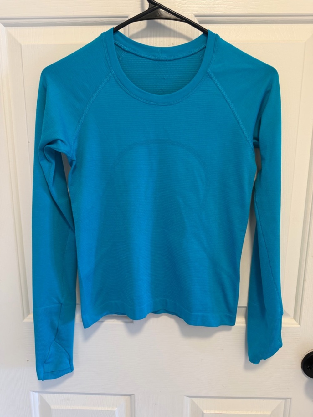 Lululemon Swiftly Tech LS Shirt 2.0 *Race Length Size 4